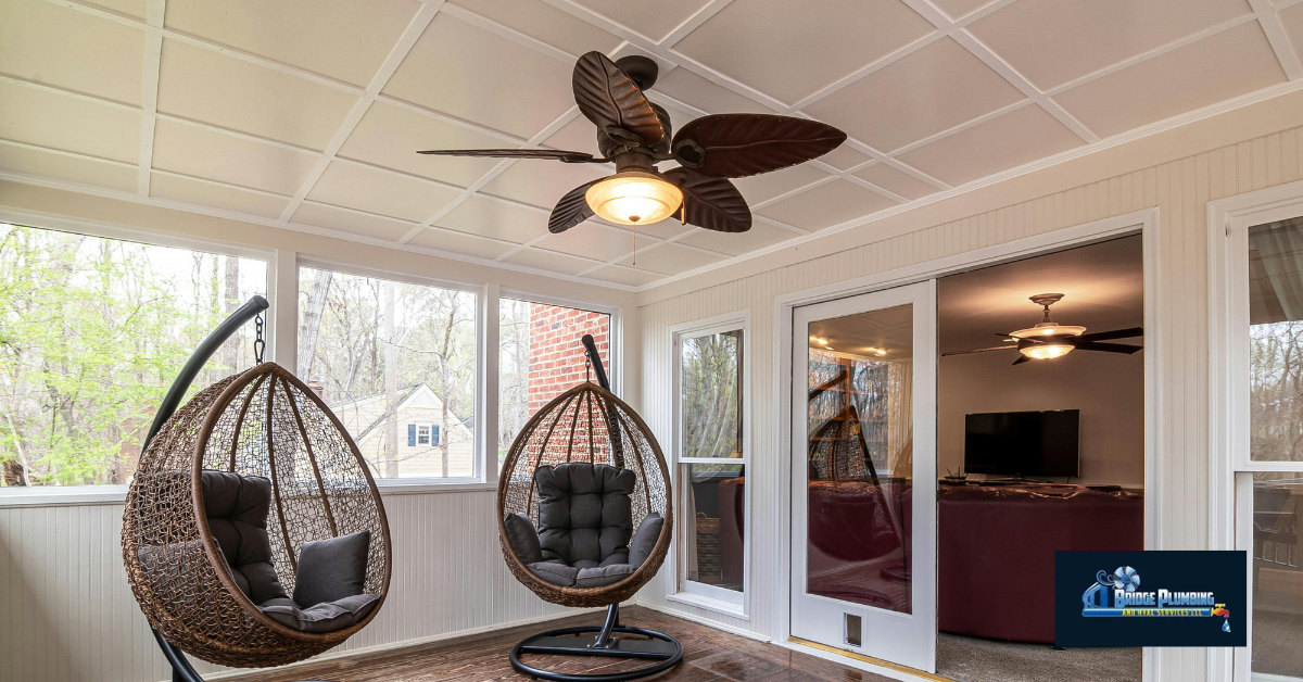 What Is the Ceiling Fan Direction in Summer?